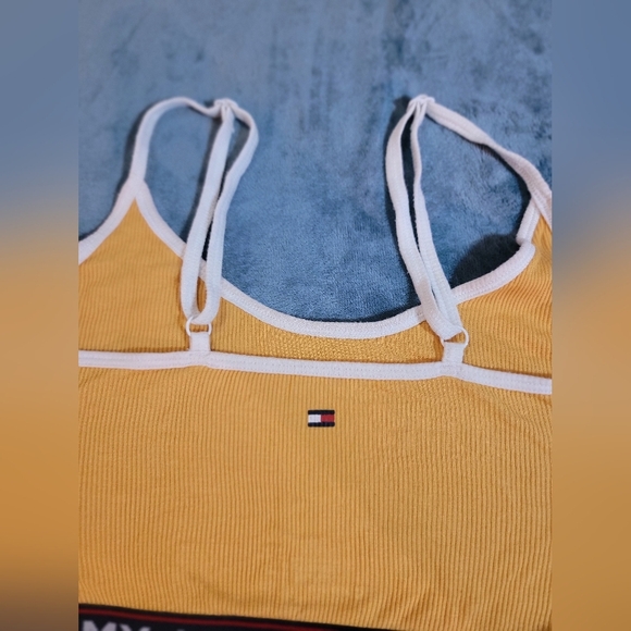 Tommy Hilfiger Mustard Yellow Crop Top Adjustalbe Straps Size Latge - Picture 8 of 9
